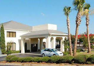 Hotel Quality & Orangeburg